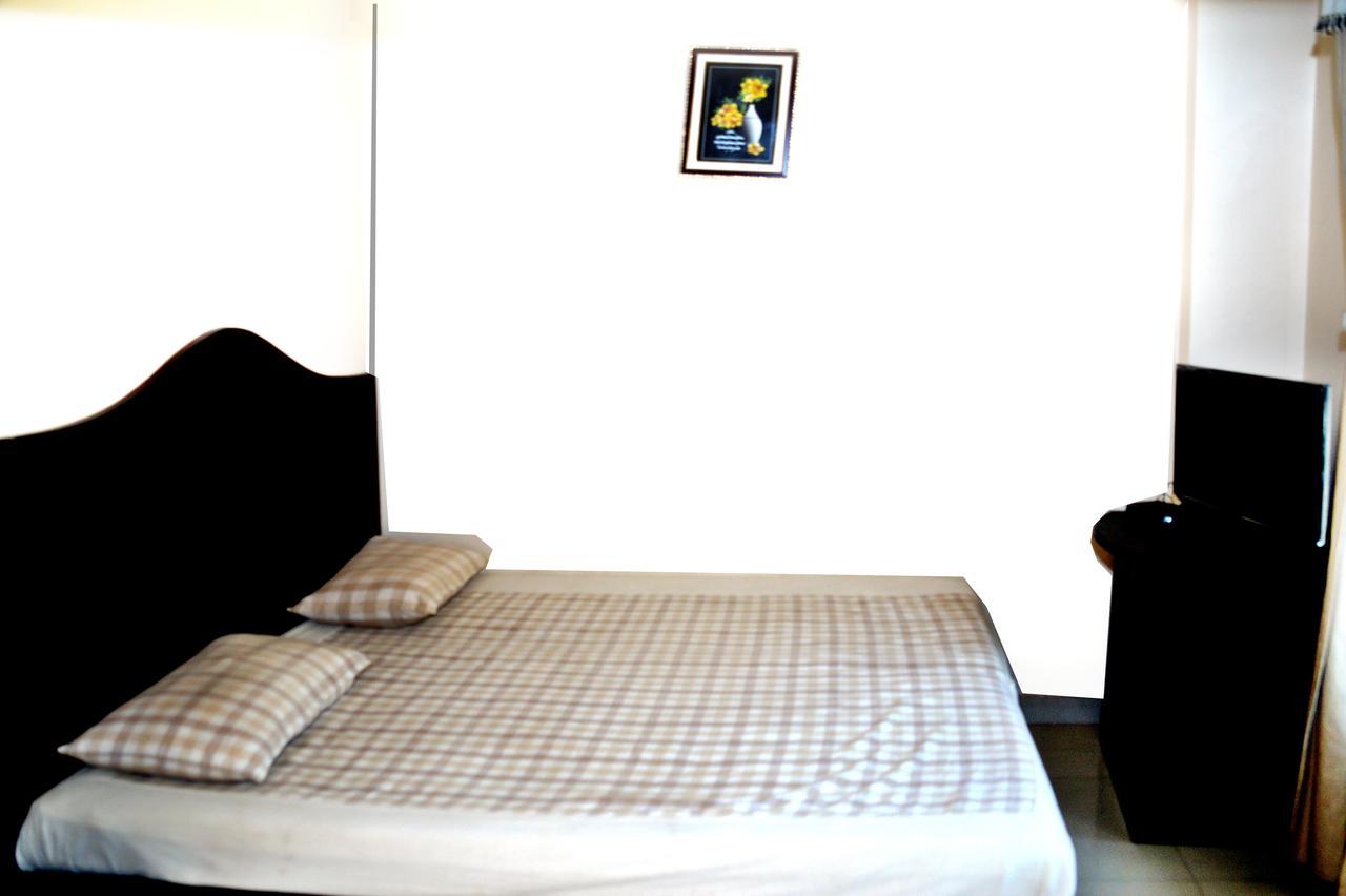 Hotel Royal Nest Vandiperiyar Экстерьер фото